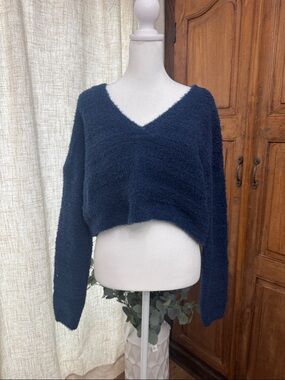 Cozy Fuzzy V-Neck Crop Sweater in Navy